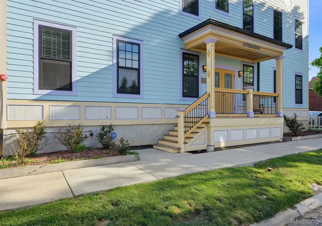 2nd image of 1786 W Willis St #1, Detroit, MI 48208 | MLS# 20261035195