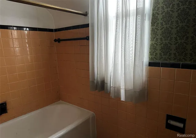 Photo 4 of Single family home for sale at 15117 Holmur St, Detroit, MI 48238 | MLS# 20261035233 | Listing updated on 2026-10-09