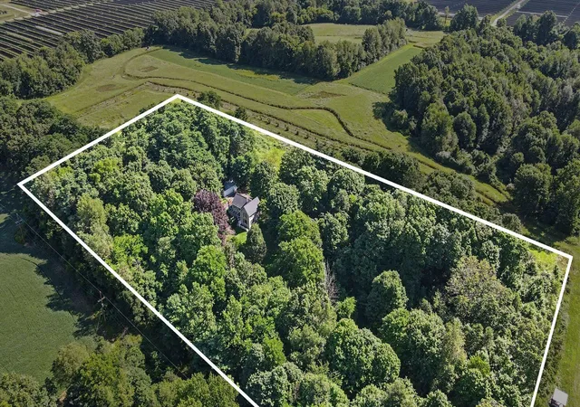 Photo 3 of Single family home for sale at 18300 14 Mile Rd, Battle Creek, MI 49014 | MLS# 66026022643 | Listing updated on 2026-08-20