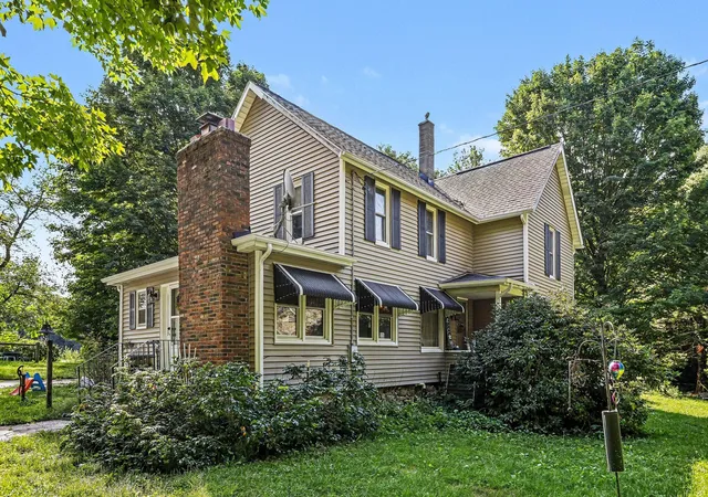 Photo 4 of Single family home for sale at 18300 14 Mile Rd, Battle Creek, MI 49014 | MLS# 66026022643 | Listing updated on 2026-08-20