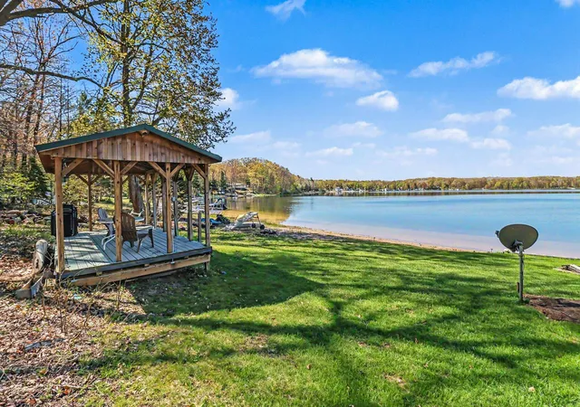 1st image of 7075 N Poplar Rd, Free Soil, MI 49411 | MLS# 67026022693