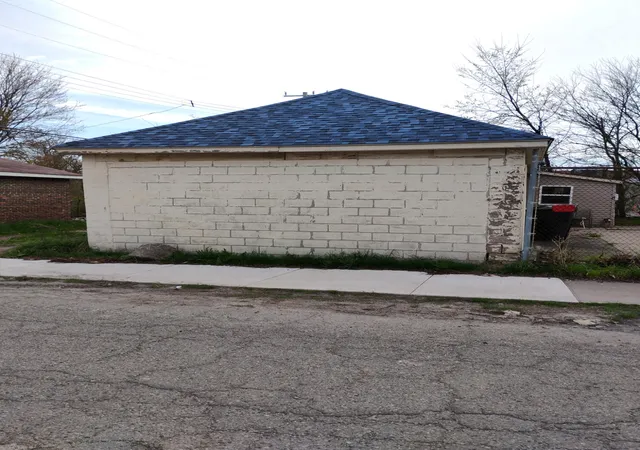 Single family home for sale at 2201 S Fort St, Detroit, MI 48217 | MLS# 81026022707