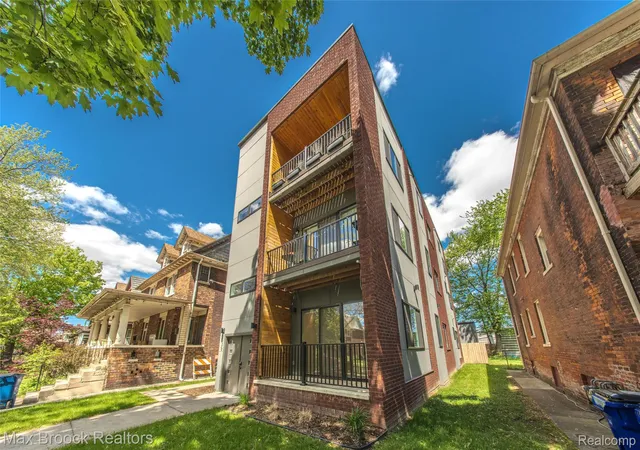 4th image of 4530 Commonwealth St #1, Detroit, MI 48208 | MLS# 20261035315