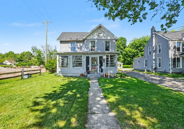Photo 1 of Single family home for sale at 576 S Main St, Adrian, MI 49221 | MLS# 81026022740 | Listing updated on 2026-05-23