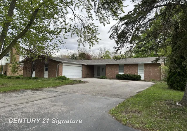 Photo 1 of Single family home for sale at 5144 Heidi Ln, Saginaw, MI 48604 | MLS# 61050207802 | Listing updated on 2026-08-26