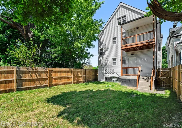 Photo 20 of Condo for sale at 2143 Townsend St, Detroit, MI 48214 | MLS# 20261035358 | Listing updated on 2026-07-06