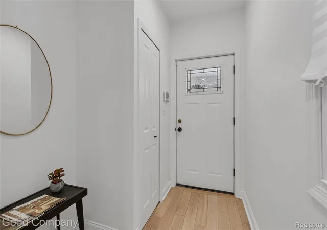 Photo 3 of Condo for sale at 2143 Townsend St, Detroit, MI 48214 | MLS# 20261035358 | Listing updated on 2026-07-06