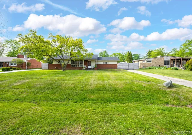 Homes for sale in Farmington Hills City Oakland, MI | 31821 Wayburn St, Farmington Hills City Oakland, MI 48334 | MLS# 20261035381
