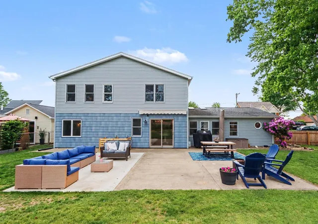 3rd image of 545 Lake Dr, Coldwater, MI 49036 | MLS# 62026022800