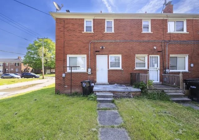 Photo 3 of Condo for sale at 9521 Brace St, Detroit, MI 48228 | MLS# 81026022821 | Listing updated on 2026-08-18