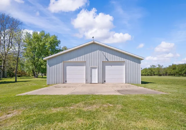 Photo 3 of Single family home for sale at 8498 Lake Rd, Berrien Center, MI 49102 | MLS# 69026022856 | Listing updated on 2026-09-06