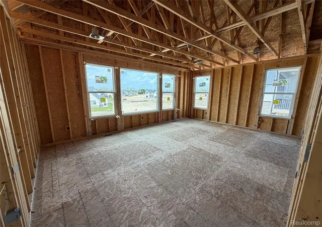 Photo 4 of Single family home for sale at 2471 Parkshore Dr, Commerce Township, MI 48382 | MLS# 20261035502 | Listing updated on 2026-07-06