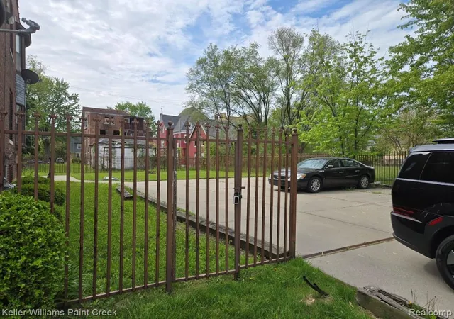 4th image of 268 Marston St, Detroit, MI 48202 | MLS# 20261035509