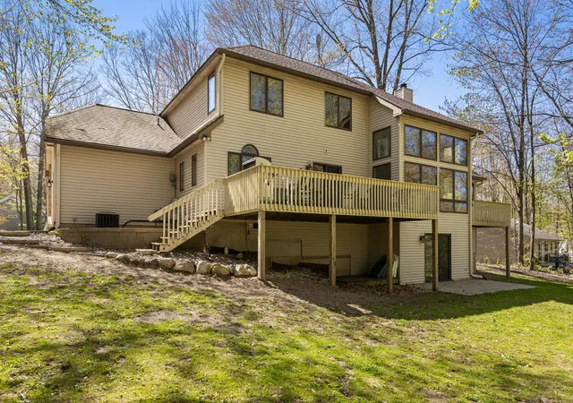 2nd image of 15056 Oakwood Dr, Big Rapids, MI 49307 | MLS# 72026022965
