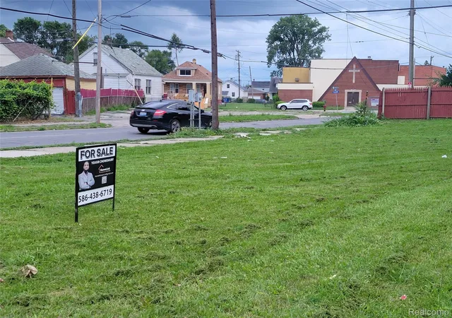 Photo 1 of Land for sale at 5086 Trowbridge St, Hamtramck, MI 48212 | MLS# 20261035594 | Listing updated on 2026-09-18