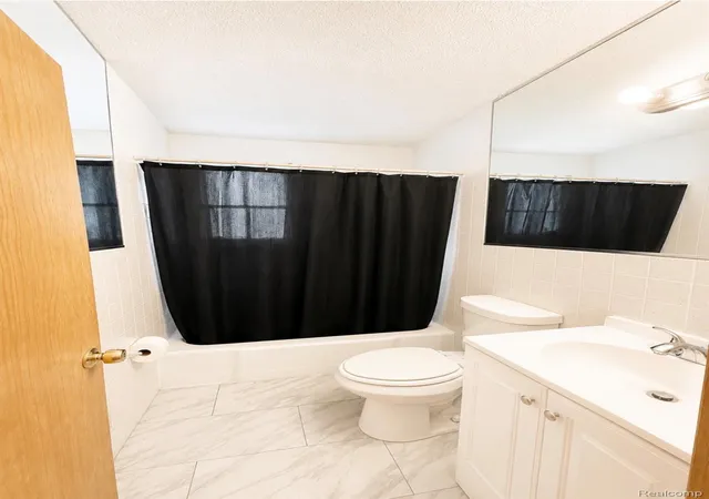 14th image of 19166 Bentler St, Detroit, MI 48219 | MLS# 20261035610