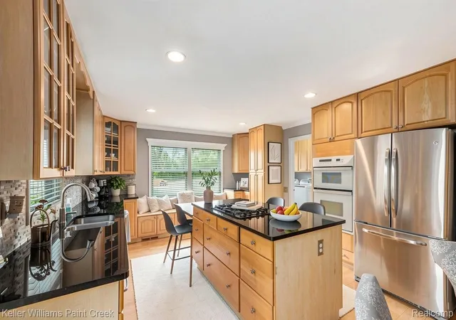 2nd image of 4971 Butler Dr, Troy, MI 48085 | MLS# 20261035614