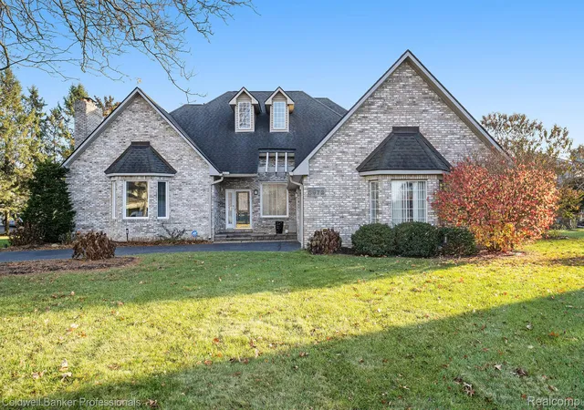 Photo 1 of Single family home for sale at 3972 Chevron Dr, Highland, MI 48356 | MLS# 20261035671 | Listing updated on 2026-08-30