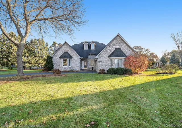 Photo 3 of Single family home for sale at 3972 Chevron Dr, Highland, MI 48356 | MLS# 20261035671 | Listing updated on 2026-09-13