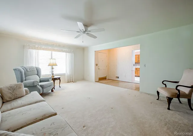 Listing Photo 4 - Condo for sale in building located at 38663 Cypress Mdw Dr, Clinton Township, MI 48036