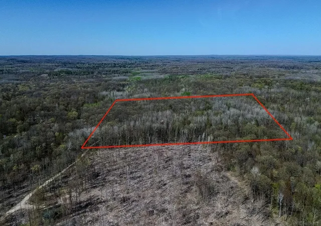 4th image of 00 Woodsway Dr, Harrison, MI 48625 | MLS# 58050207965