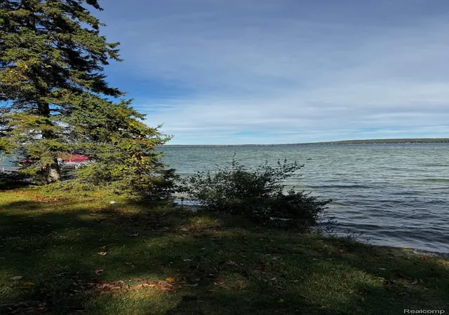 Homes for sale in Hubbard Lake, MI | 5136 Hardwood Trl, Hubbard Lake, MI 49747 | MLS# 20261035772