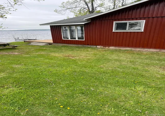 Homes for sale in Hubbard Lake, MI | 5136 Hardwood Trl, Hubbard Lake, MI 49747 | MLS# 20261035772