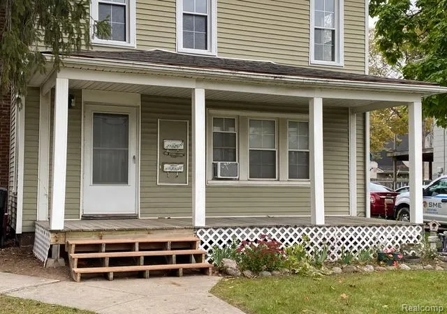 image of 504 E Clinton St, Howell, MI 48843 | MLS# 20261035775