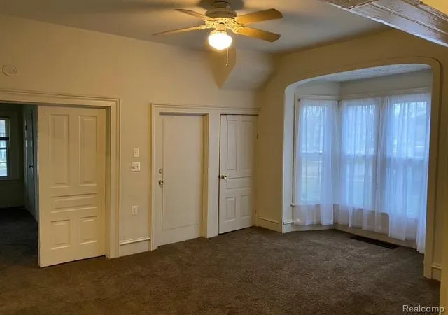 image of 504 E Clinton St, Howell, MI 48843 | MLS# 20261035775