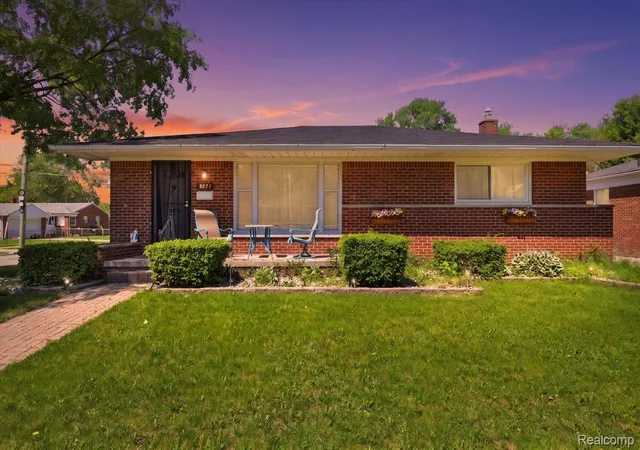 Homes for sale in Dearborn Heights City Wayne, MI | 8271 Arnold St, Dearborn Heights City Wayne, MI 48127 | MLS# 20261035848
