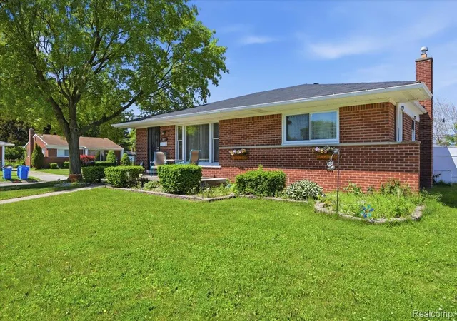 Homes for sale in Dearborn Heights City Wayne, MI | 8271 Arnold St, Dearborn Heights City Wayne, MI 48127 | MLS# 20261035848