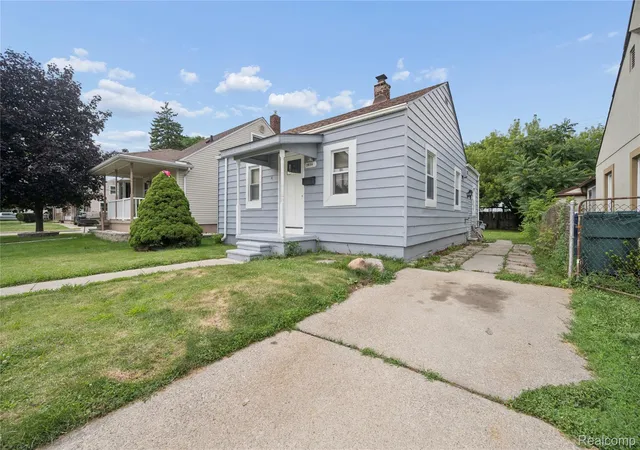 3rd image of 2036 Ford Blvd, Lincoln Park, MI 48146 | MLS# 20261035912