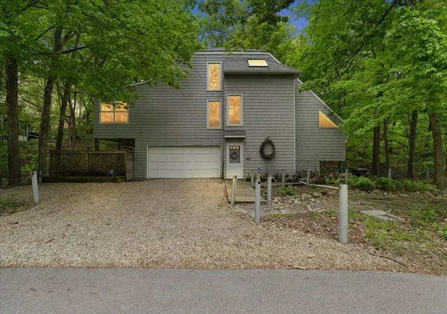 50th image of 604 Pine Ln, Sawyer, MI 49125 | MLS# 69026023177