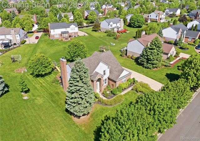Photo 4 of Single family home for sale at 496 Pleasant Ridge Dr, Canton, MI 48188 | MLS# 20261035974 | Listing updated on 2026-07-27