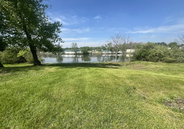 Homes for sale in Hillsdale City Hillsdale, MI | 154 W Saint Joe St, Hillsdale City Hillsdale, MI 49242 | MLS# 53026023185