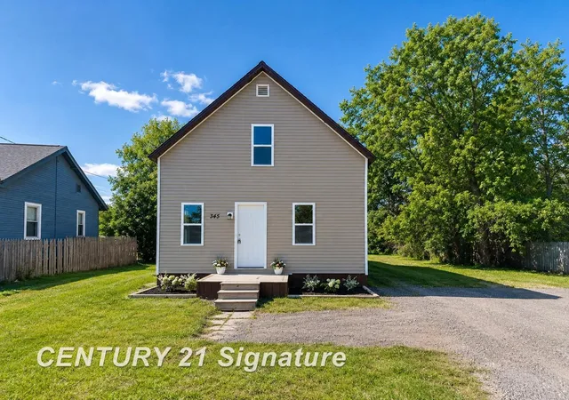 1st image of 345 Shattuck Rd, Saginaw, MI 48604 | MLS# 61050208068