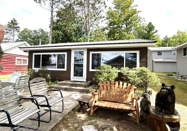 4th image of 4951 Kokosing Rd, Hale, MI 48739 | MLS# 20261036128