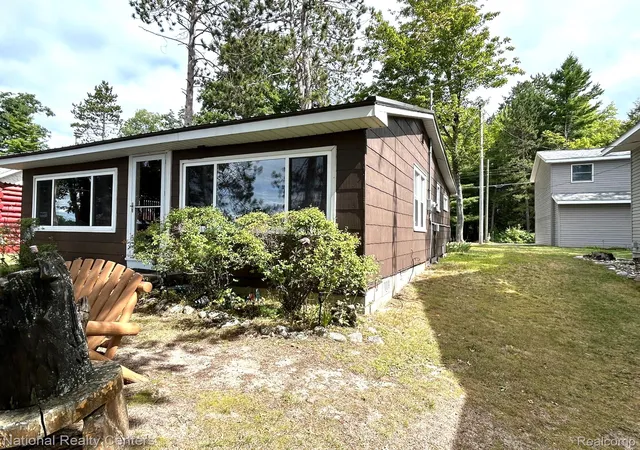 5th image of 4951 Kokosing Rd, Hale, MI 48739 | MLS# 20261036128