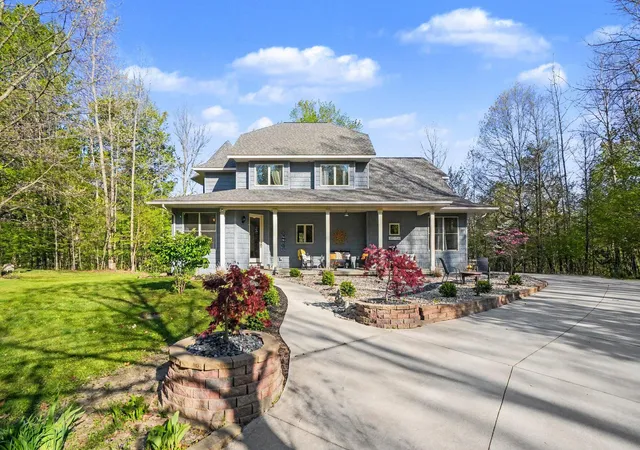 1st image of 14888 County Road 687, South Haven, MI 49090 | MLS# 66026023320