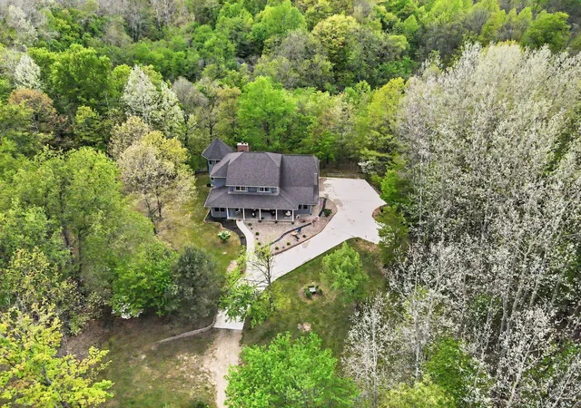 4th image of 14888 County Road 687, South Haven, MI 49090 | MLS# 66026023320