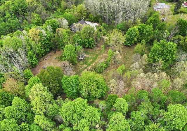 5th image of 14888 County Road 687, South Haven, MI 49090 | MLS# 66026023320