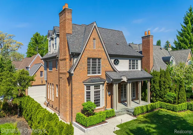 1st image of 555 Baldwin Ct, Birmingham, MI 48009 | MLS# 20261036256