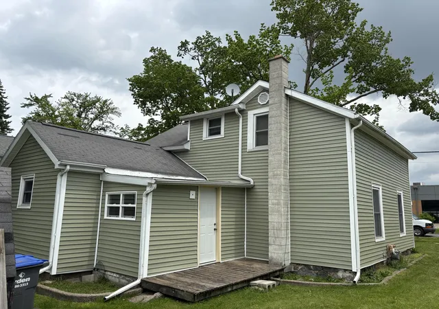 Homes for sale in Sturgis, MI | 202 N Clay St, Sturgis, MI 49091 | MLS# 68026023401
