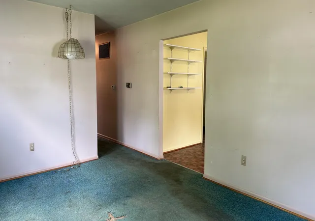 Photo 4 of Single family home for sale at 140 S Mansfield St, Ypsilanti, MI 48197 | MLS# 81026023410 | Listing updated on 2026-05-29