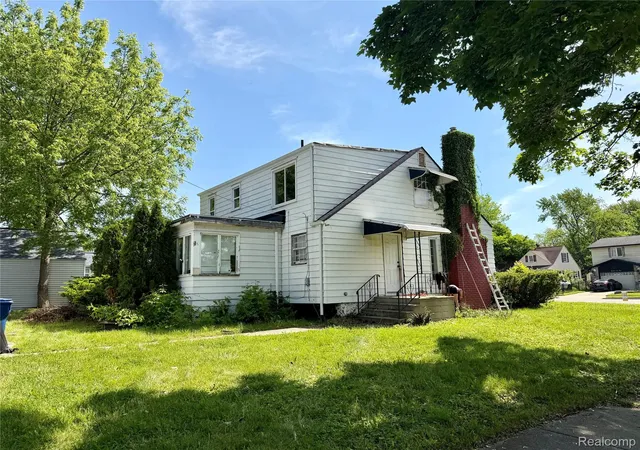 4th image of 1601 N Ballenger Hwy, Flint, MI 48504 | MLS# 20261036444