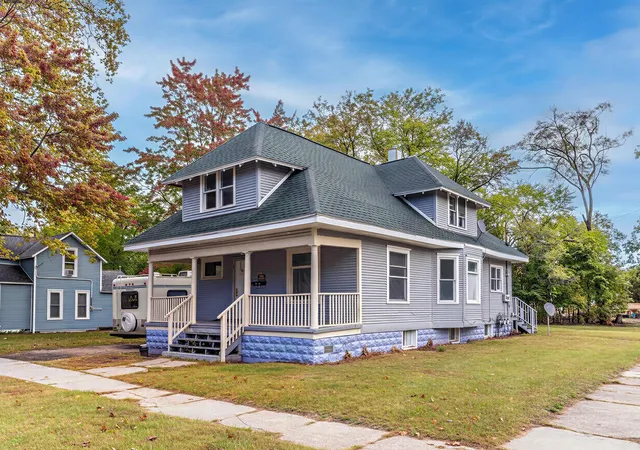 Photo 1 of Multi family home for sale at 1094 Williams St, Muskegon, MI 49442 | MLS# 65026023476 | Listing updated on 2026-06-01