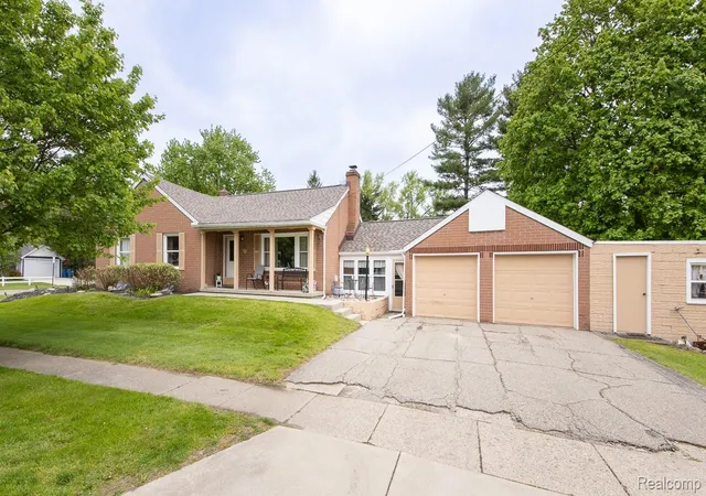1st image of 202 Park Ave, Holly, MI 48442 | MLS# 20261036485