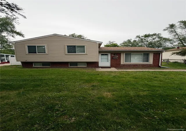 2nd image of 28472 Greenview St, Romulus, MI 48174 | MLS# 20261036519