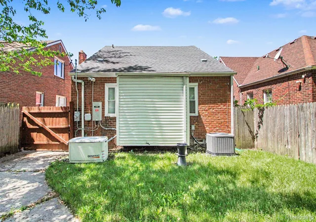2nd image of 16548 Lesure St, Detroit, MI 48235 | MLS# 20261036538