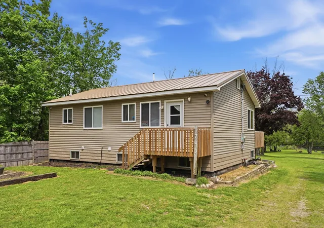 Photo 2 of Single family home for sale at 4742 Old Plank Rd, Onondaga, MI 49264 | MLS# 58050208253 | Listing updated on 2026-07-06